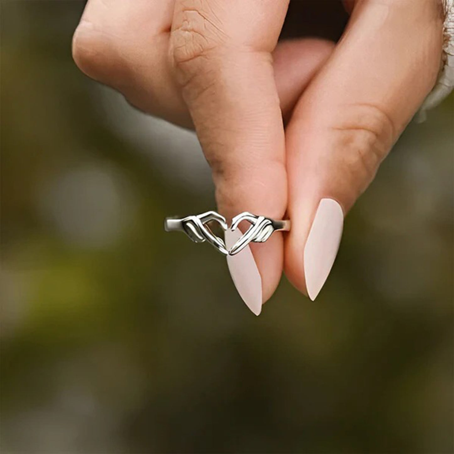 The Love Link Ring